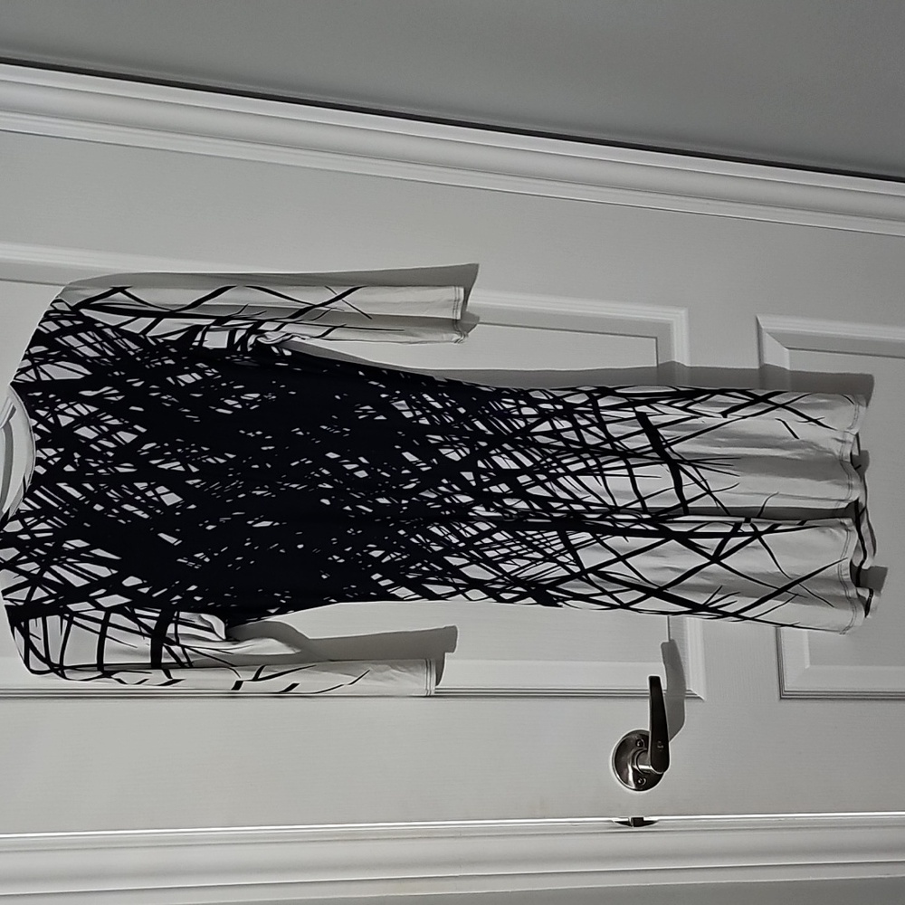 Dress ๐ - Picture 4 of 4